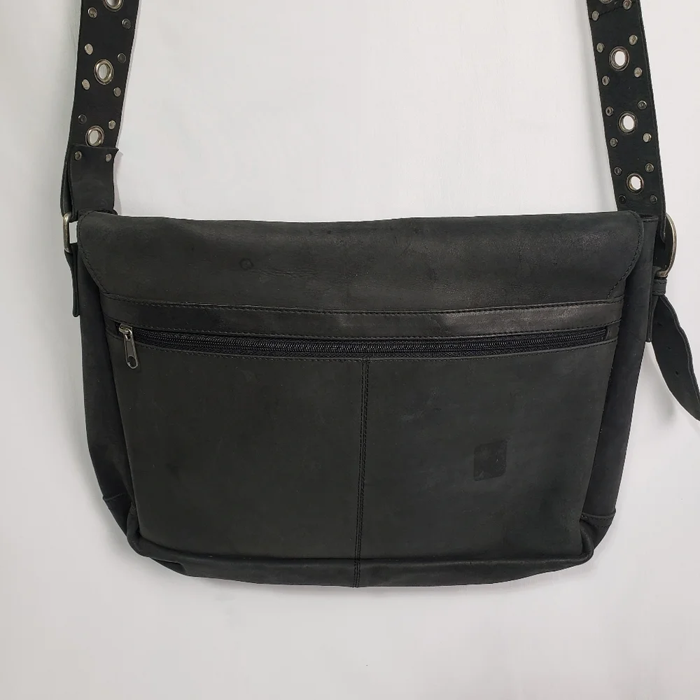 Wilsons M.Julian Leather Nubuck Messenger Crossbody Bag